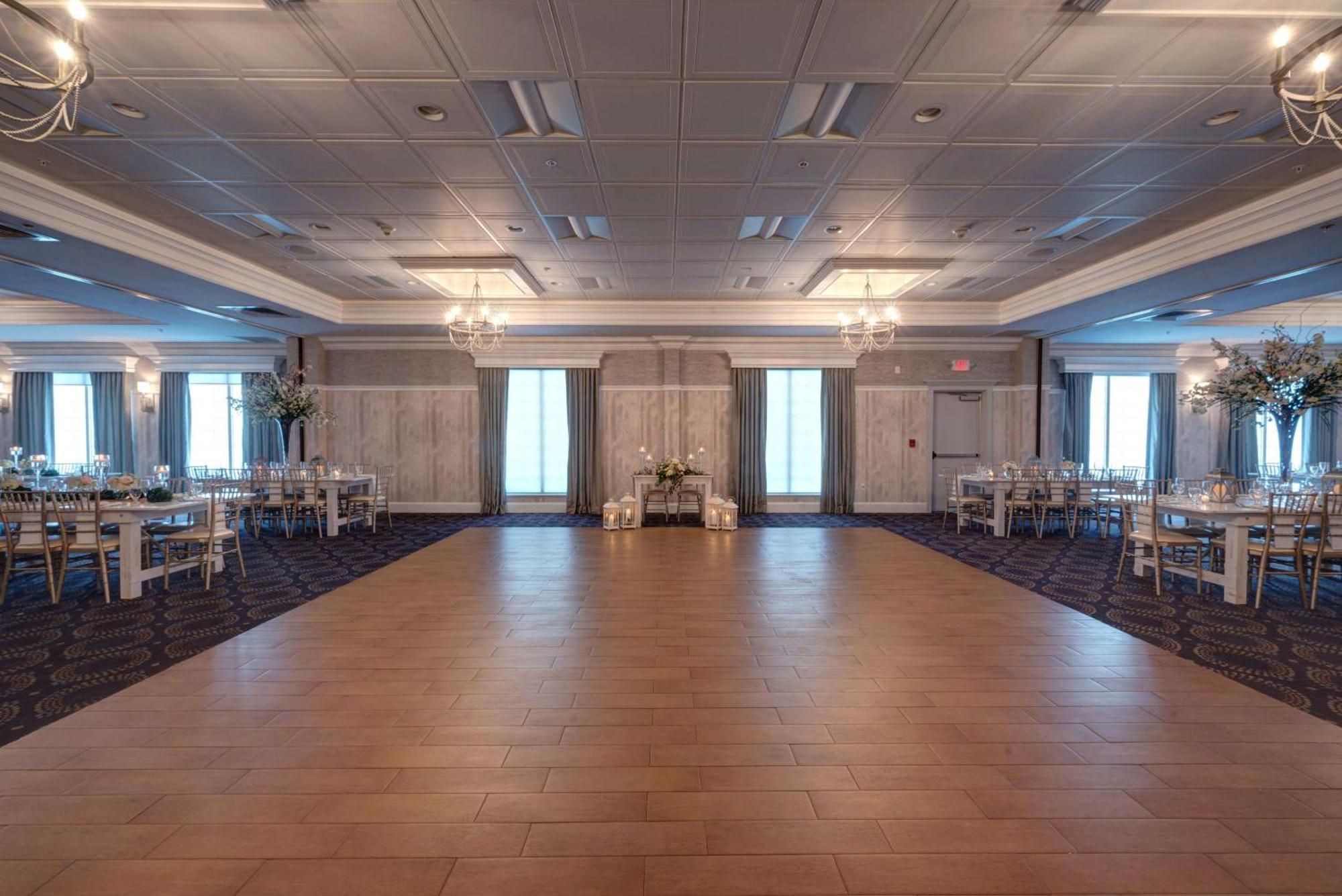 Hilton Garden Inn Hamilton Бордентаун Экстерьер фото