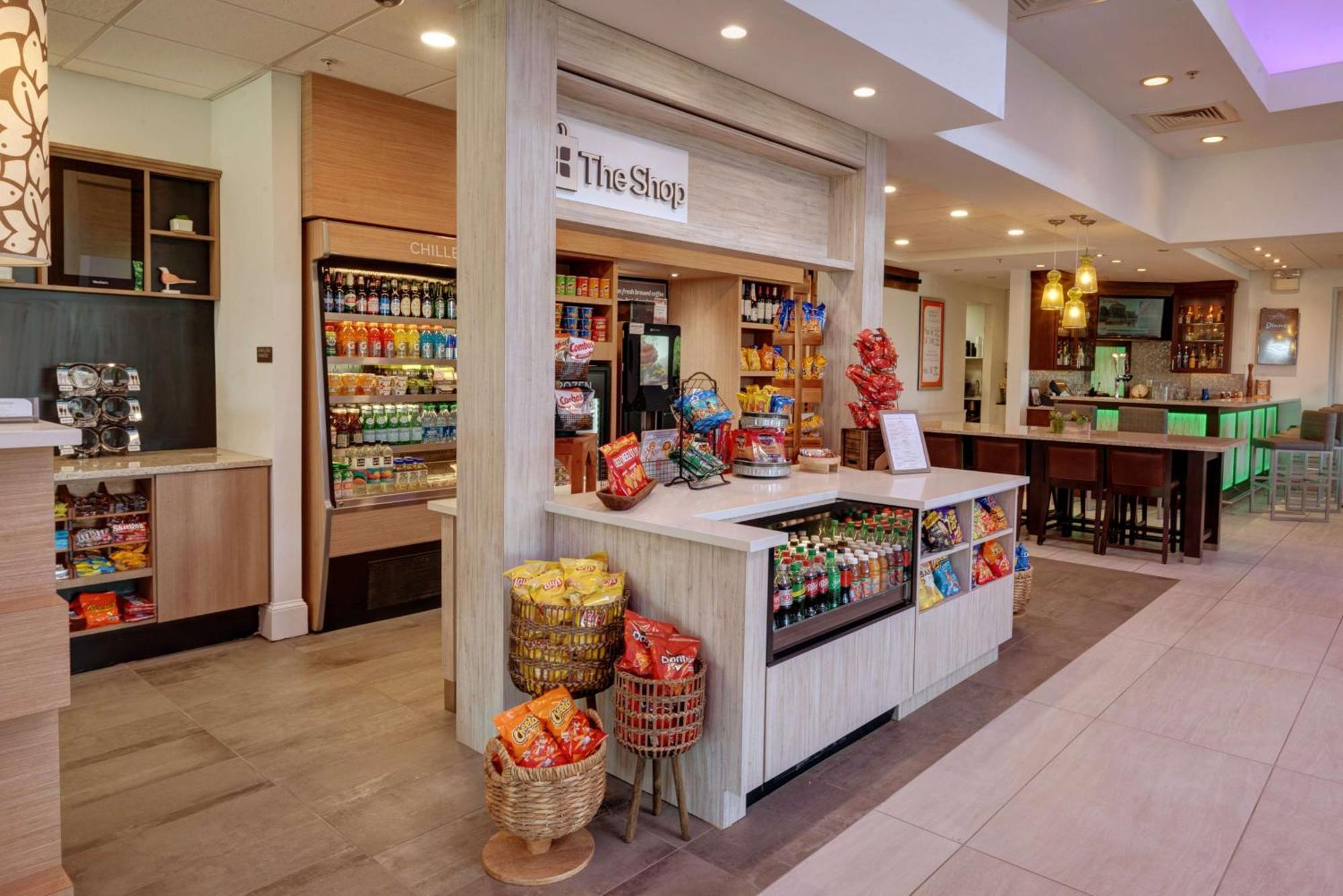 Hilton Garden Inn Hamilton Бордентаун Экстерьер фото